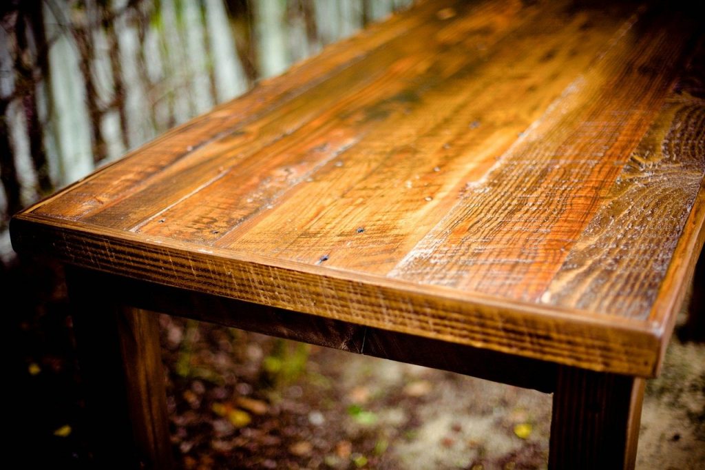 table en bois massif